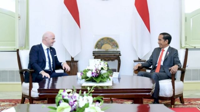  Presiden Joko Widodo menerima Presiden FIFA, Gianni Infantino di Istana Merdeka.