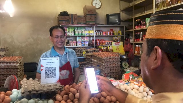 Dorong Percepatan Transaksi Digital, BRI Bidik Pedagang Pasar Gunakan QRIS