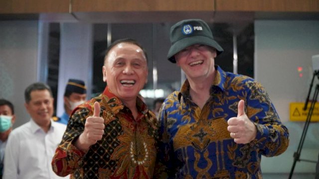 Ketua PSSI Mochamad Iriawan dan Presiden FIFA Gianni Infantino