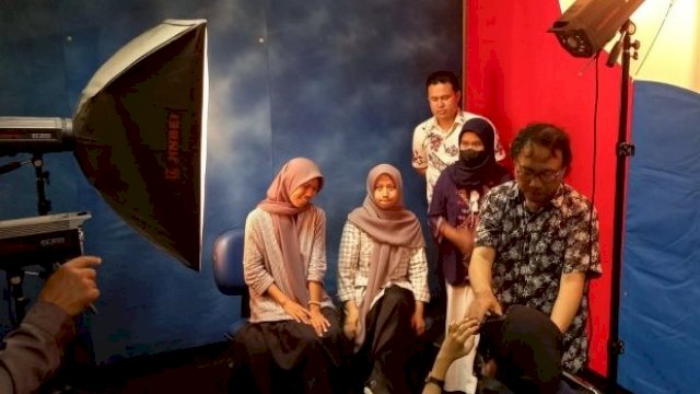 Citizen Report: Prodi Komunikasi UIN Makassar Gelar Kegiatan Praktek Profesi Fotografi