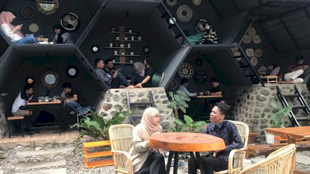 Back to Nature, Cafe Ini Siapkan Dekorasi Estetik: Tawarkan Sarang Lebah dan Gazebo Unik