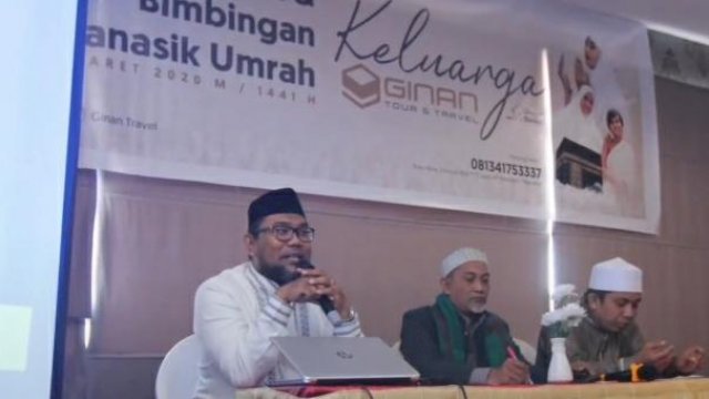 Ustad Rapung Samuddin Lc MA membawakan pembekalan dan bimbingan manasik Umrah Ginan Tour Travel. Foto: dok Ginan