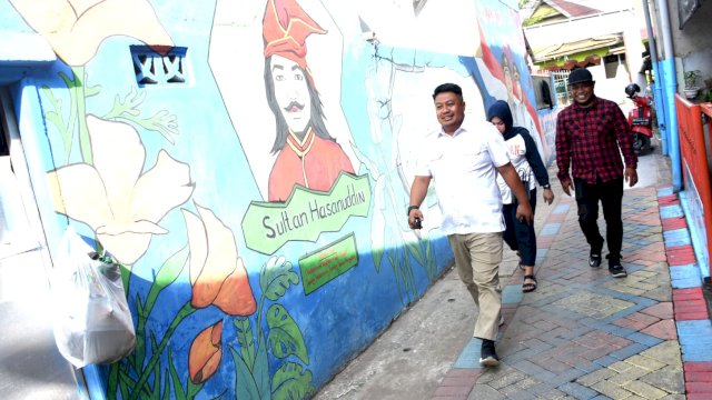 Ari Ashari Ilham saat melakukan kunjungan daerah pemilihan (Kundapil), Senin (24/10/2022).
