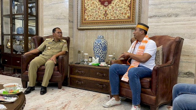 Calon Ketua Umum BPP HIPMI nomor urut 2, Bagas Adhadirga menemui Walikota Makassar Moh. Ramdhan Pomanto di Jalan Amirullah Kota Makassar/Ist