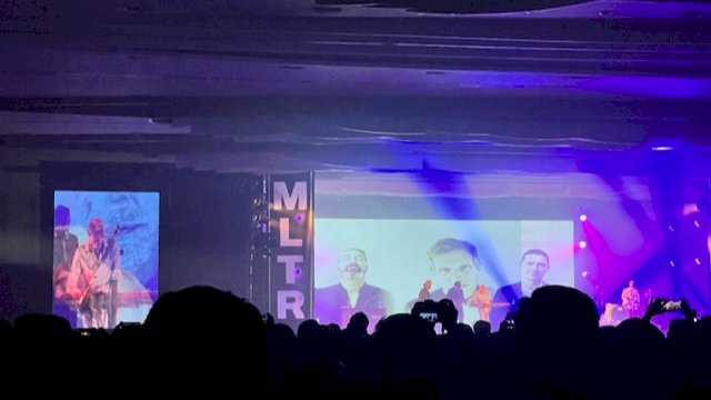 Ribuan Orang Bernostalgia di Konser MLTR Makassar 