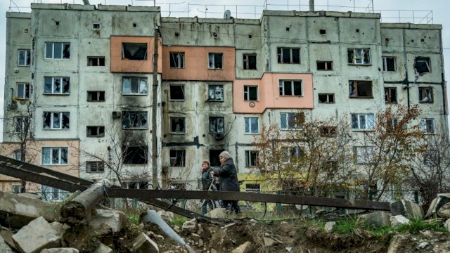 Pasukan Rusia Tetiba Mundur dari Kherson, Ini Analisa Pakar Militer
