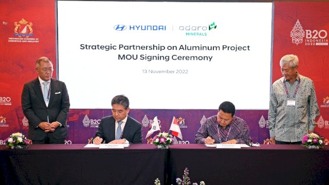Penandatanganan MoU Hyundai dan Adaro Minerals dalam rangka menjamin ketersediaan aluminium. Foto: dok