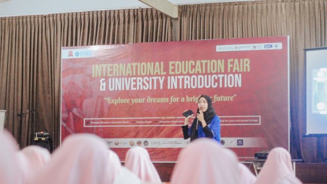 International Education Fair & University Introduction 2022/Ist