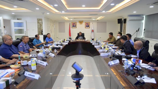 PT LIB Minta Liga Indonesia Kembali Digulirkan, Menpora Sambut Baik  