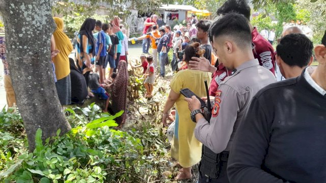 Warga di Kecamatan Tallo Kota Makassar kembali digegerkan atas penemuan jasad bayi di Kanal Rappokalling (Ist)