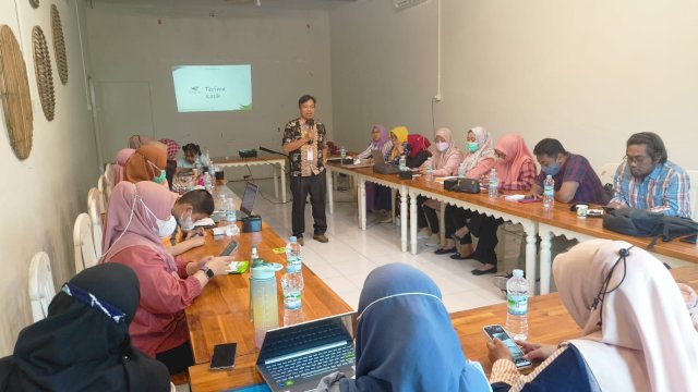 Sosialisasi dukungan dan indikator Technical Assistance (TA), mentoring serta melakukan pertemuan koordinasi antar unit pelayanan untuk mengoptimalkan capaian program, di Makassar, Sabtu, 26 November 2022.