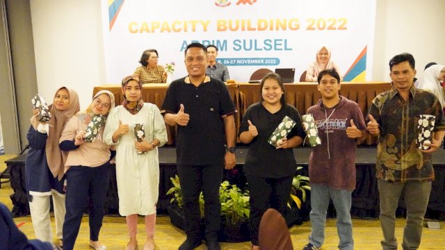 Bimbingan Teknis (Bimtek) Peningkatan Kapasitas Sumber Daya Manusia (SDM), yang dilaksanakan Biro Adpim Setda Sulsel, di Hotel Maxone, 26 - 27 November 2022.