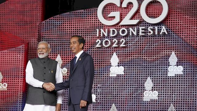 Jokowi bersama Perdana Menteri (PM) India Narendra Modi. Foto: ist