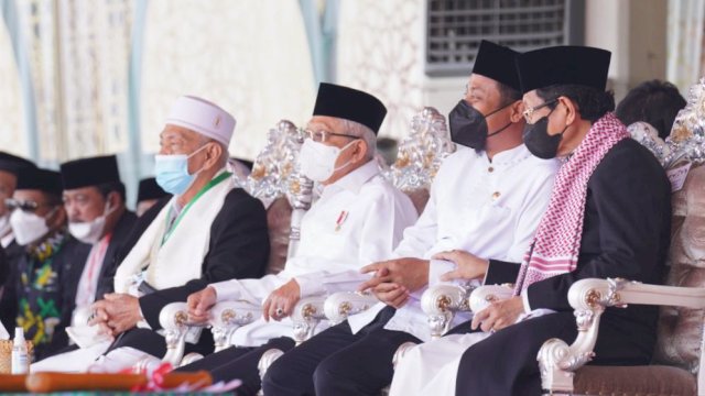 Gubernur Sulawesi Selatan (Sulsel) Andi Sudirman Sulaiman saat mendampingi kunjungan kerja (Kunker) Wakil Presiden Republik Indonesia, KH Ma&rsquo;ruf Amin /ist