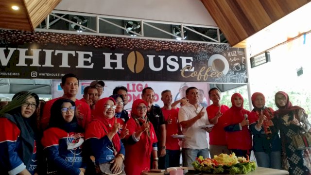 Rekatkan Silaturahmi , IKA SMAN 1 Makassar Angkatan 1980-1989 Gelar Liga Domino Seri 1  