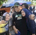 Momen IAS Jadi Rebutan Emak-emak di Penutupan Jambore RAPI Pangkep