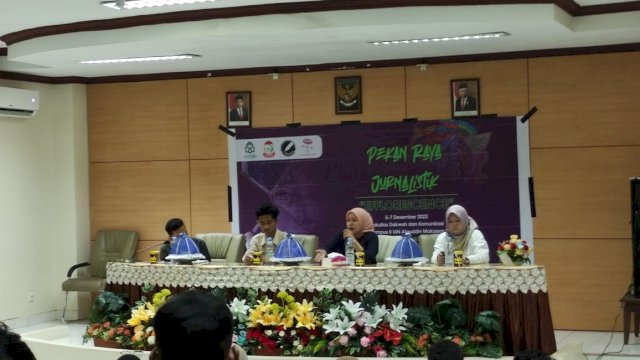 Diskusi publik dalam perhelatan acara Pekan Raya Jurnalistik. Foto: Portalmedia.id/Al Fath
