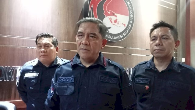 Dirresnarkoba Polda Sulsel, Kombes Pol Dodi Rahmawan saat memberikan keterangan kepada wartawan, (Portal Media/Reza)