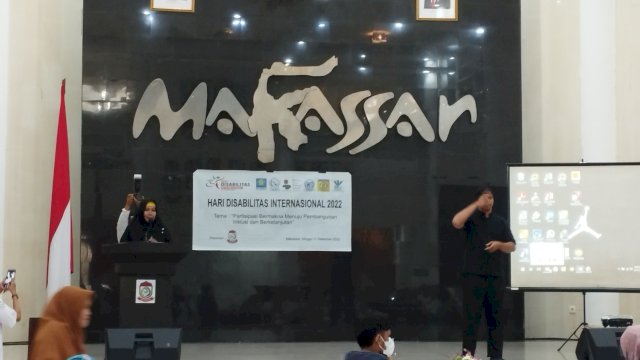 Kepala Dinas Kota Makassar, Aulia Arsyad pada peringatan Hari Disabilitas Internasional Tahun 2022 di Baruga Anging Mamiri Kota Makassar.(11/12/2022). Foto" Portalmedia.id/Firda