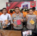 Puluhan Pelaku Busur di Makassar Ditangkap, 5 Dihadiahi Timah Panas