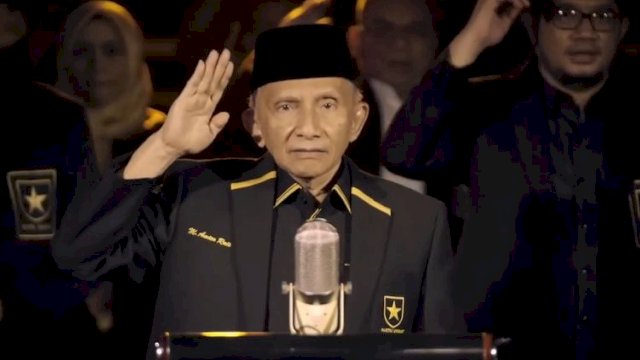 Amien Rais , tokoh pendiri Partai Ummat yang dinyatakan KPU tak lolos sebagai peserta Pemilu 2024/INT