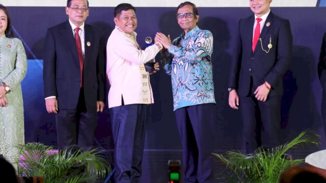 Penganugerahan Keterbukaan Informasi Publik yang dihelat Komisi Informasi Pusat di Hotel Atria Gading Serpong, Tangerang, Banten, kemarin, Rabu, 14 Desember 2022.