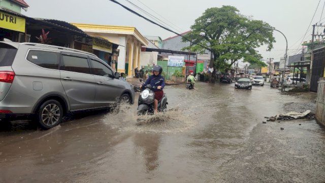 Dikeluhkan Munculnya "Danau" di Gowa, Warga: Drainase Buruk