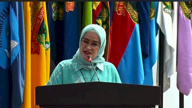 Dosen Fakultas Ilmu Kelautan dan Perikanan (FIKP) Universitas Hasanuddin Dr. Shinta werorilangi M.Sc., 