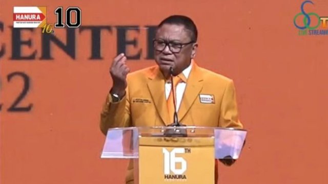 Ketum Hanura Oesman Sapta Odang