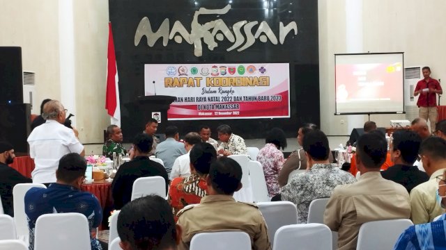 Rapat koordinasi Kesiapan Pengamanan Natal 2022 dan Tahun Baru 2023, di Baruga Anging Mamiri Rujab Wali Kota Makassar. Kamis (23/12/2022). Foto: Portalmedia.id/Firda