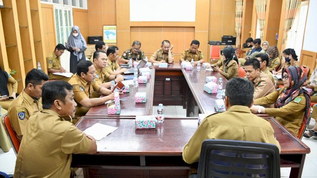 Rapat Koordinasi Kolaborasi Harmonis dalam upaya Mendukung event Masamba Affair Festival, Selasa (27/12/2022) yang dipimpin Sekda Armiadi/IST