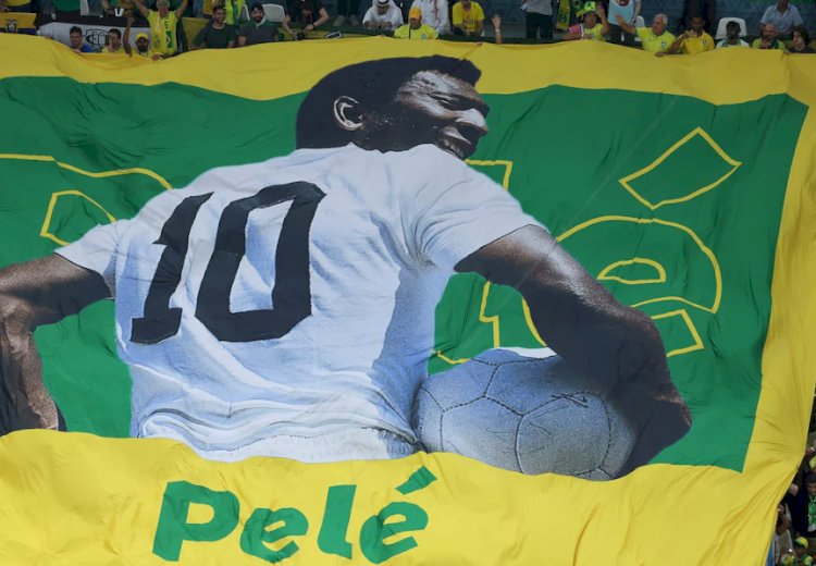 Pele Tinggalkan Warisan Rp1,5 Triliun