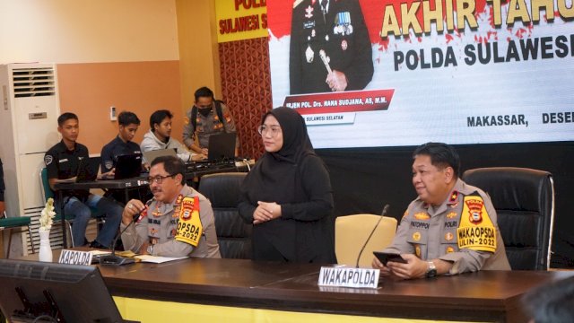 Kapolda Sulsel, Irjen Pol Nana Sudjana saat rilis akhir tahun 2022(Portal Media/Reza) 