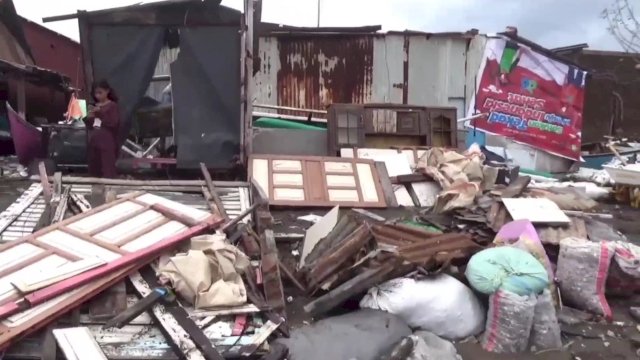 Salah satu rumah warga Kecamatan Galesong Utara Kabupaten Takalar Sulawesi Selatan yang rumahnya hancur hingga rata dengan tanah akibat diterjang angin puting beliung. (Foto: Ist/Irham/PortalMedia)