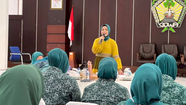 Ketua TP PKK Kabupaten Gowa, Priska Paramita Adnan saat Rapat Koordinasi bersama anggota/Ist