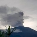 Gunung Marapi Sumbar Erupsi, Akses Jalur Pendakian Ditutup