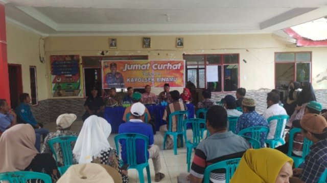 Polsek Binamu, gelar jumat curhat di Balai Desa Paitana, Kecamatan Turatea, Jumat (13/1/2023). (IST/akbarrazak/portalmedia).
