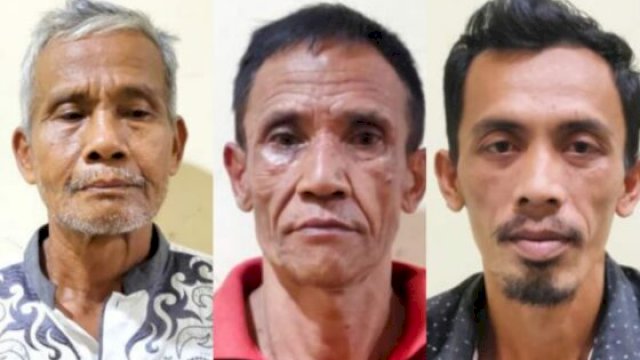 Wowon Erawan (tengah), Dede (kanan) dan Solihin (kiri)