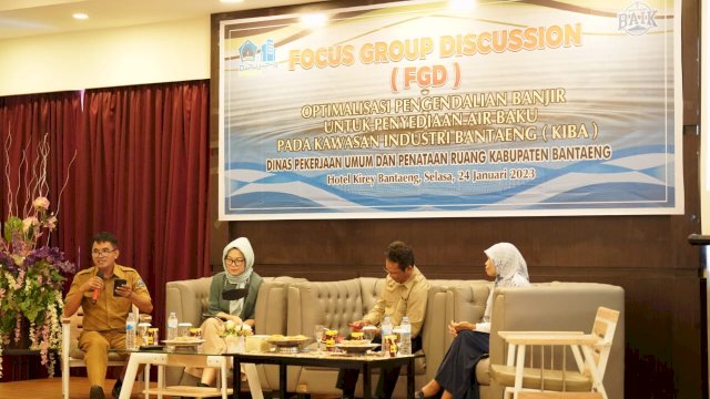Kegiatan FGD Optimalisasi Pengendalian Banjir untuk Penyediaan Air Baku Pada Kawasan Industri Bantaeng (KIBa) di Hotel Kirei, Kecamatan Bantaeng, Selasa (24/1)