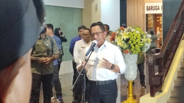 Menteri Dalam Negeri (Mendagri) Tito Karnavian dalam kunjungan kerjanya di Kantor Gubernur Sulsel (Portal Media/Al Fath) 