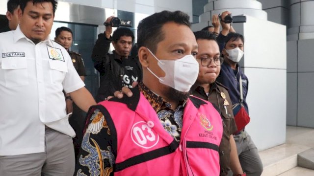 Terdakwa dalam perkara dugaan kasus korupsi penyalahgunaan honorarium tunjangan operasional Satpol PP Kota Makassar, Iman Hud. Foto: Portalmedia.id/Reza