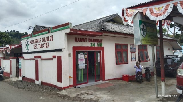 Puskesmas yang terletak Kampung Beru yang berbatasan dengan Desa Pencong, Kabupaten Gowa itu, kondisinya sangat memprihatinkan. (IST)