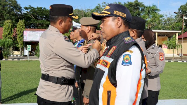 Kepolisian Resort (Polres) Kabupaten Jeneponto, Sulawesi Selatan, menggelar apel persiapan Pasukan Operasi Keselamatan Pallawa 2023 di Lapangan Mapolres, Jalan Sultan Hasanuddin, Selasa (7/2/2023). (IST).
