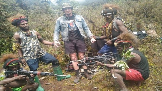 Berada di Tengah Gerombolan Bersenjata, Pilot Susi Air: Saya Ditangkap untuk Papua Merdeka