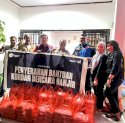 PDAM Kota Makassar Salurkan Bantuan 650 Kotak Makanan Siap Santap Kepada Pengungsi Banjir