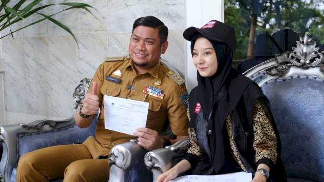  Bupati Gowa, Adnan Purichta Ichsan saat menerima Tim Pencocokan dan Penelitian (Coklit) data pemilih dari Komisi Penyelenggaraan Umum (KPU) Kabupaten Gowa/Ist