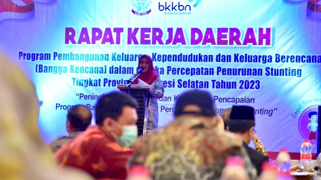 Rakerda Program Bangga Kencana Dalam Rangka Percepatan Penurunan Stunting Tingkat Provinsi Sulawesi Selatan Tahun 2023, yang dilaksanakan di SwissBell Hotel, Jalan Ujungpandang, Selasa, 21 Februari 2023.