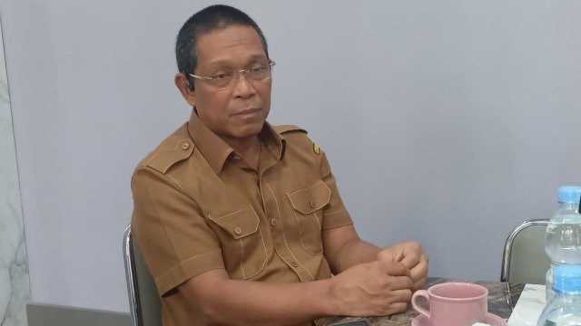 Direktur RSUD Dadi, Amran Bausat dalam acara Ngobras di Press Room Kantor Gubernur Sulsel (Portal Media/Al Fath)
