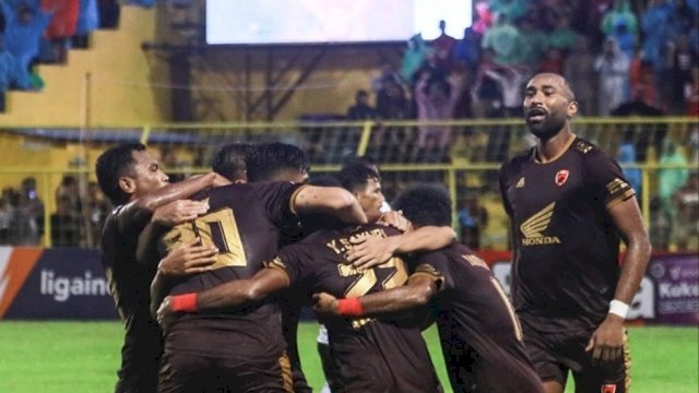Para Pemain PSM Makassar Selebrasi Usai Mencetak Gol. Foto: Ist