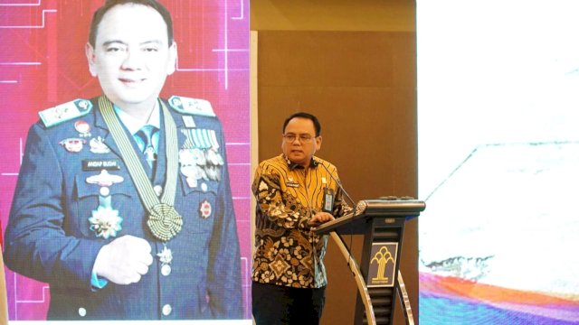 Berkunjung ke Makassar, Sekjen Kemenkumham Arahkan Kakanwil dan UPT Beri Pembinaan SDM kepada Seluruh Anggotanya   